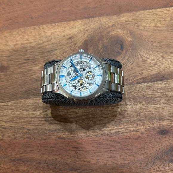 Fossil 3-hand automatic watch - Picture 2 of 5